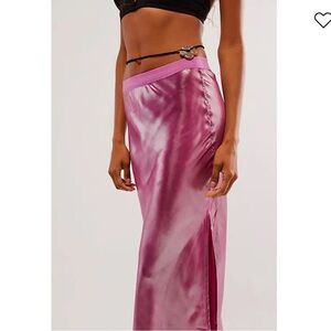 Free People Intimately Metallic Foil Pink Free Drop Everything Half Slip NWT M